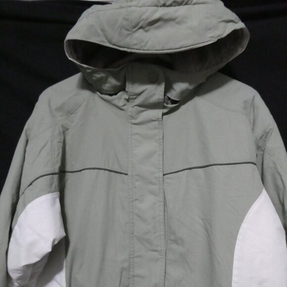 COLUMBIA SPORTSWEAR COMPANY | women's large | Green and White Hooded Jacket - Picture 4 of 16